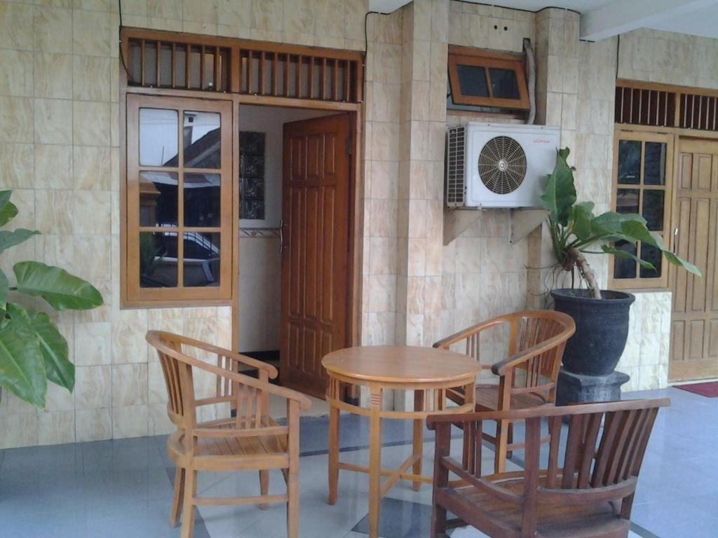Hotel Wisma Djaja Syariah Bojonegoro Camera foto